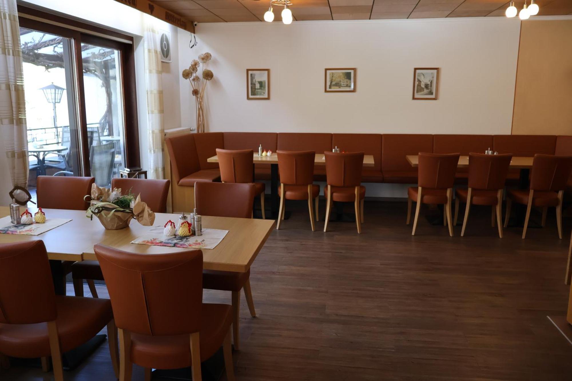 מלון Weinhaus Hirschen Bruttig מראה חיצוני תמונה